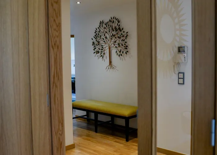 White Cozy Apartament Lizbona