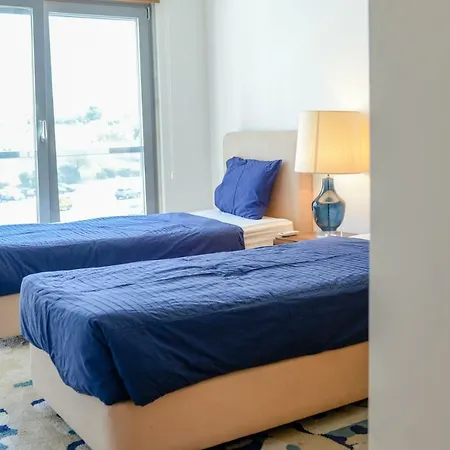 White Cozy Apartament